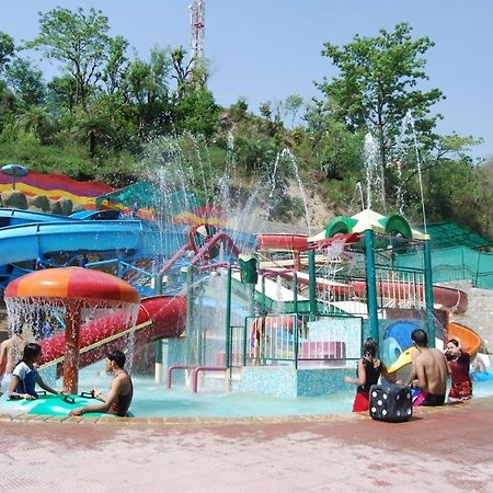 Joyland Waterpark And Resort Дехрадун Екстериор снимка